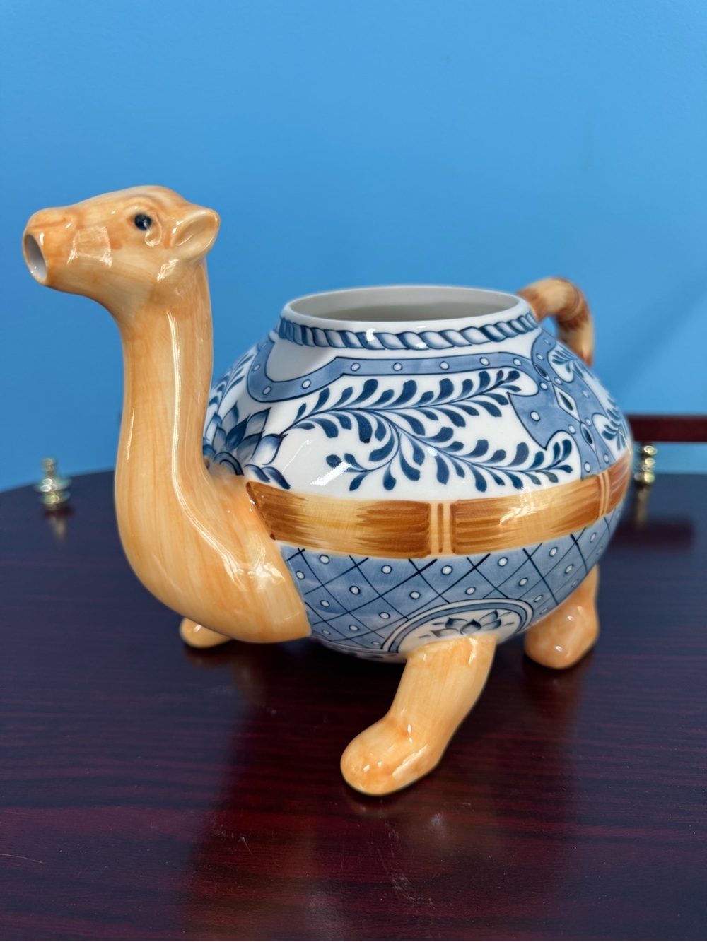 Bob Christian Decorative Art
Ceramic Camel Pot Planter